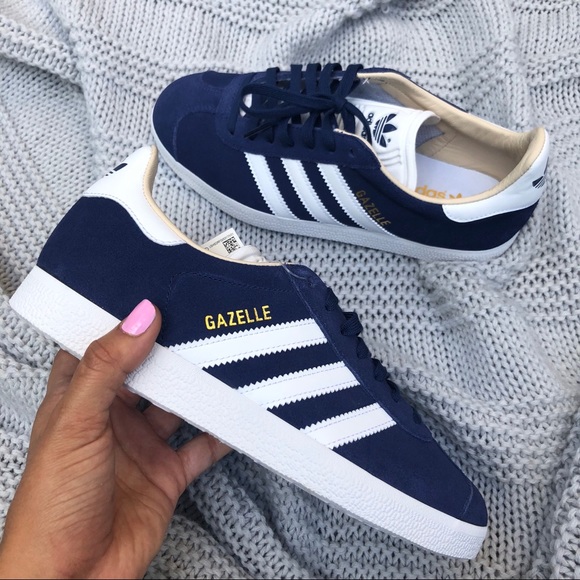 NWT Adidas Gazelle Blue Sneaker